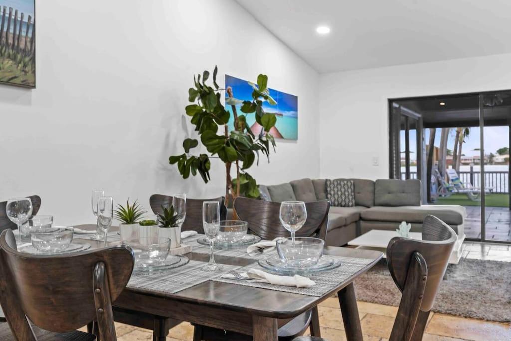 Lakefront Retreat Villa Water View Fishing Casino Fort Lauderdale Eksteriør billede