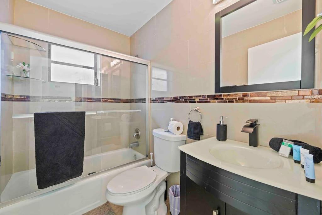 Lakefront Retreat Villa Water View Fishing Casino Fort Lauderdale Eksteriør billede