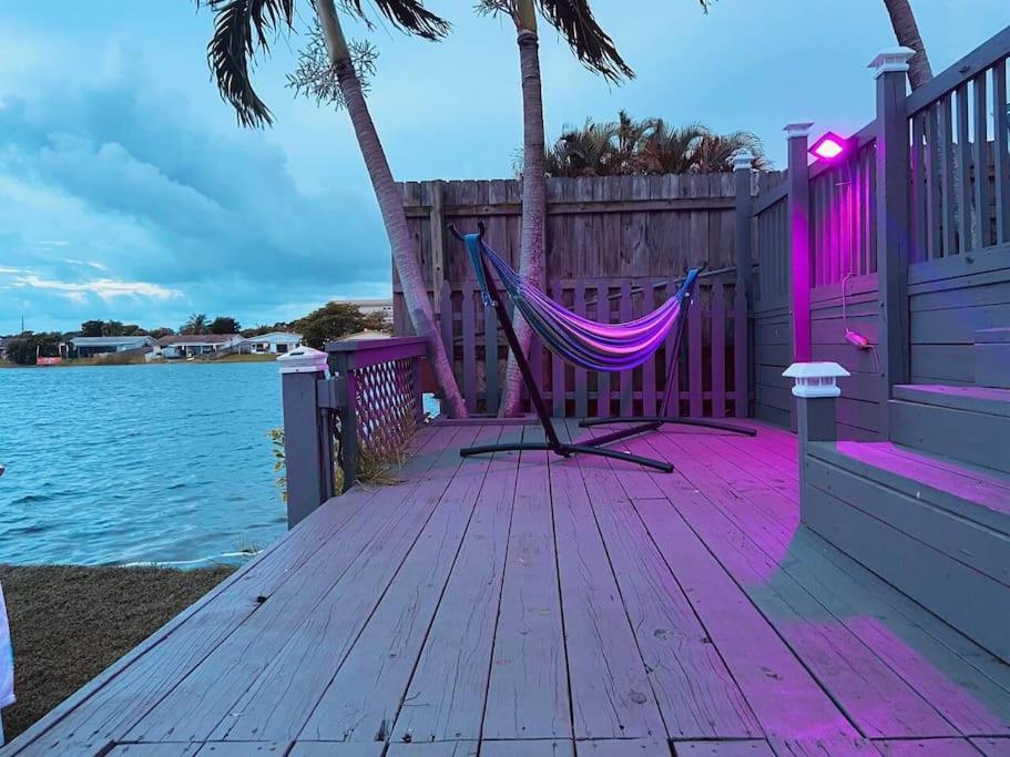Lakefront Retreat Villa Water View Fishing Casino Fort Lauderdale Eksteriør billede